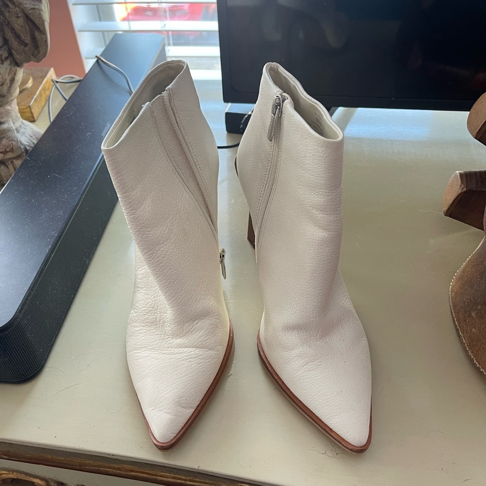Vince Camuto